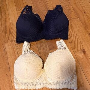 NWOT Lace bra Set - navy and yellow